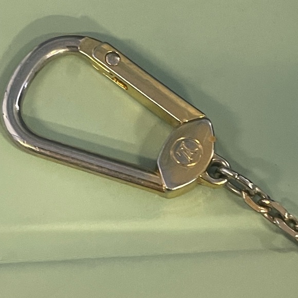 Authentic Vernis Louis Vuitton Key Cles - Picture 5 of 7